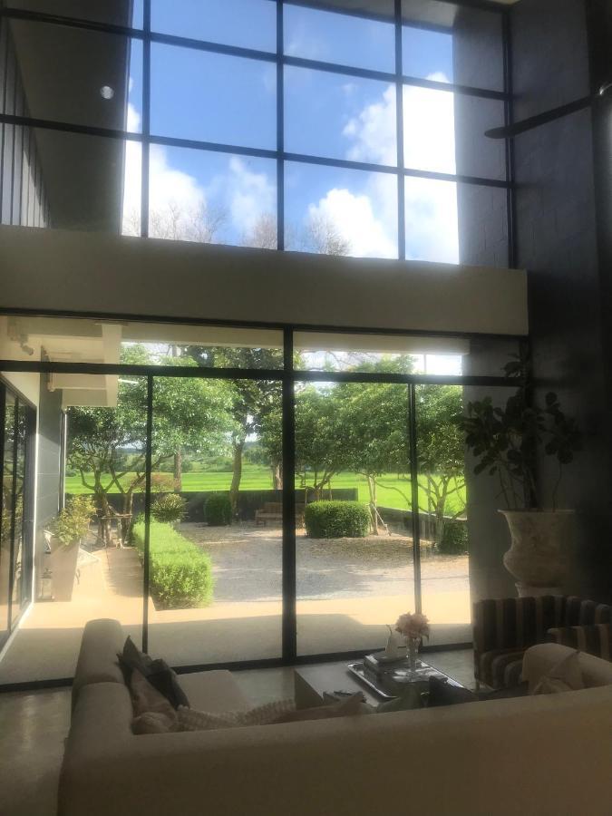 Apartamento The Oak'S Chiang Rai Exterior foto
